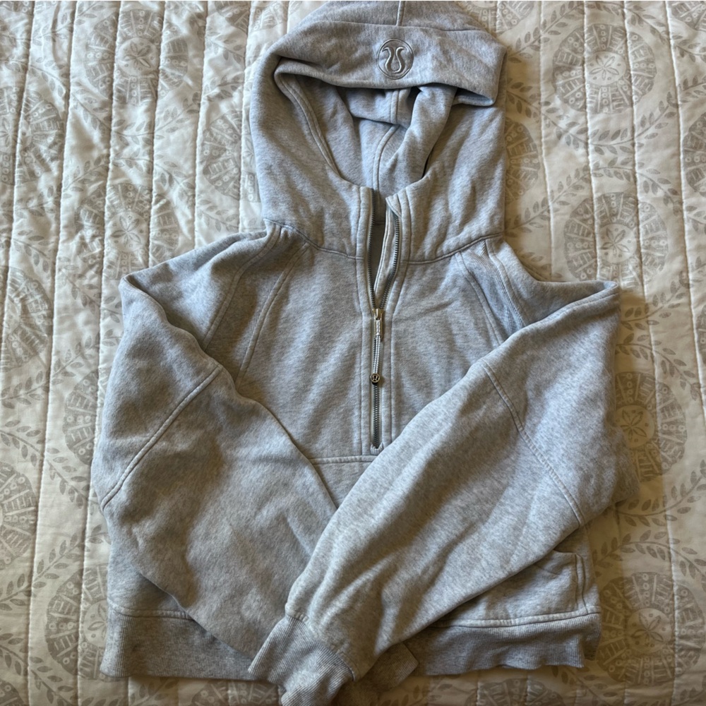 Lululemon 1/2 Zip Scuba